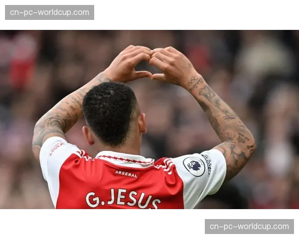 数据预测模型显示：曼城夺冠概率降至45%，阿森纳升至38%